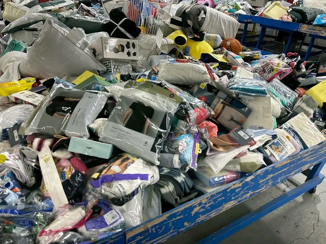 mixed pallets of items mixed pallets of items