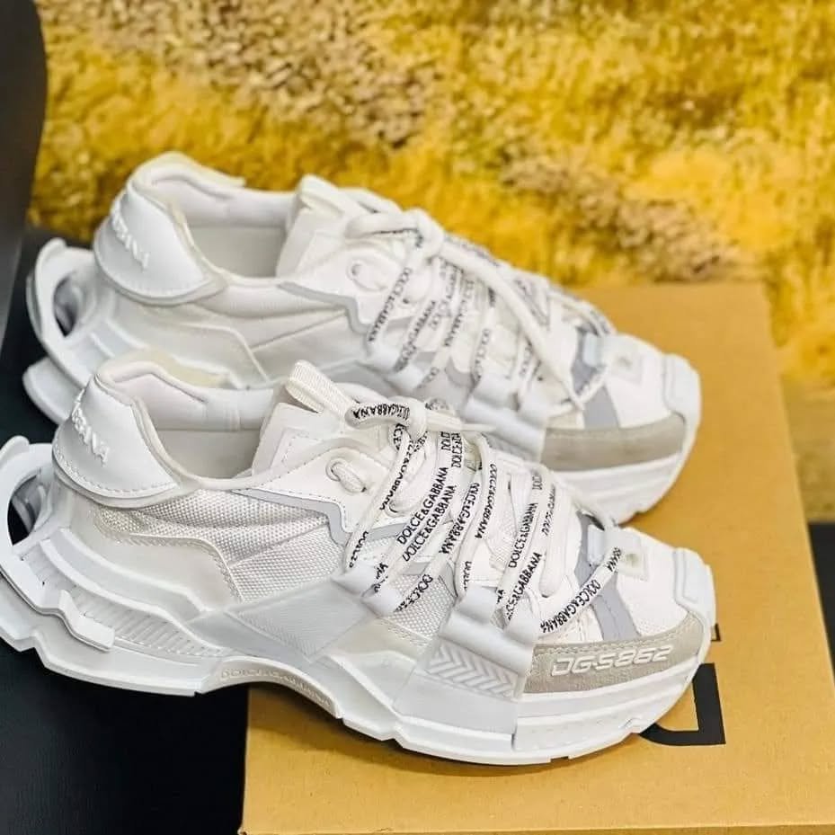 authentic dolce & gabbana sneaker pallet – wholesale authentic dolce & gabbana sneaker pallet – wholesale