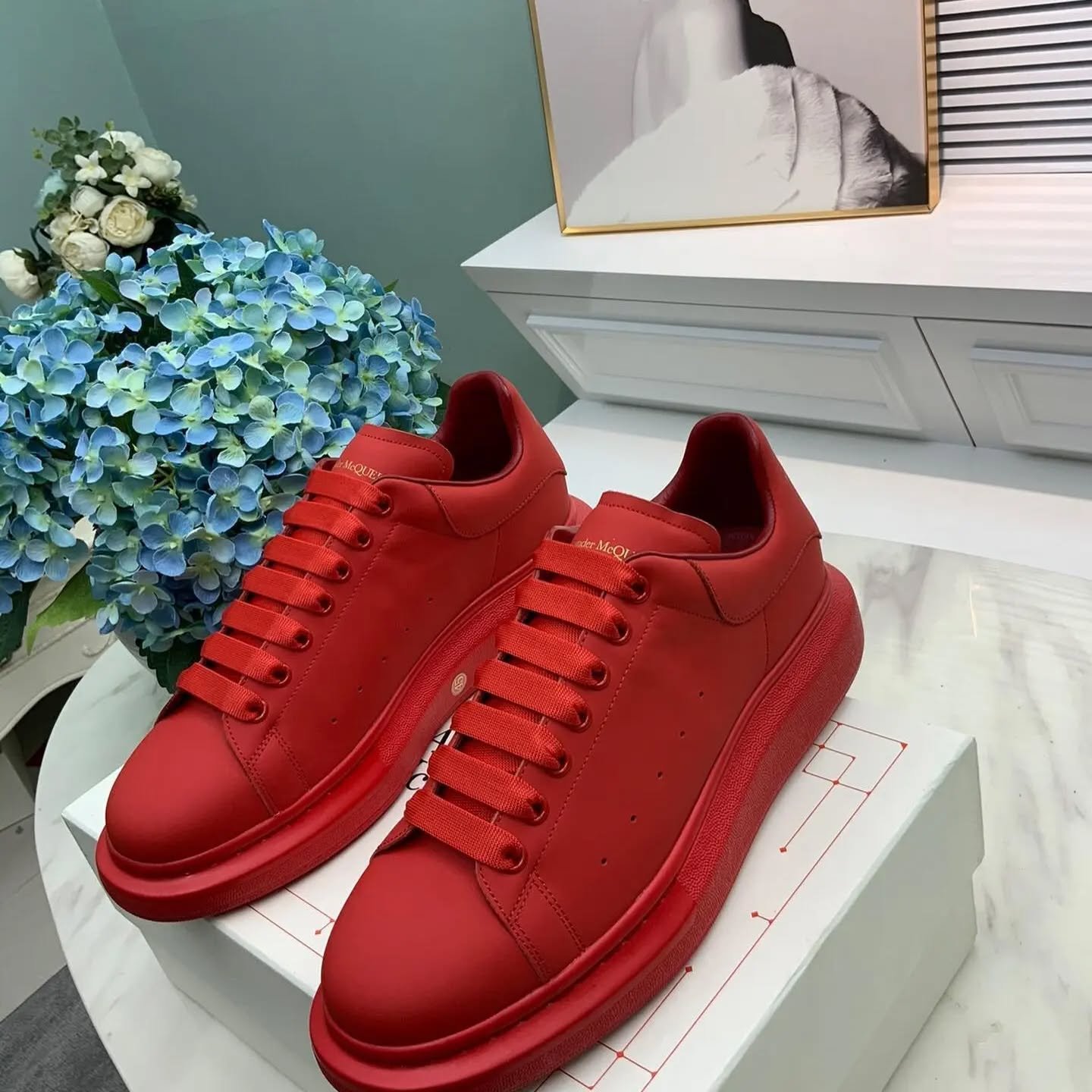 authentic alexander mcqueen sneakers shoe pallets – wholesale authentic alexander mcqueen sneakers shoe pallets – wholesale