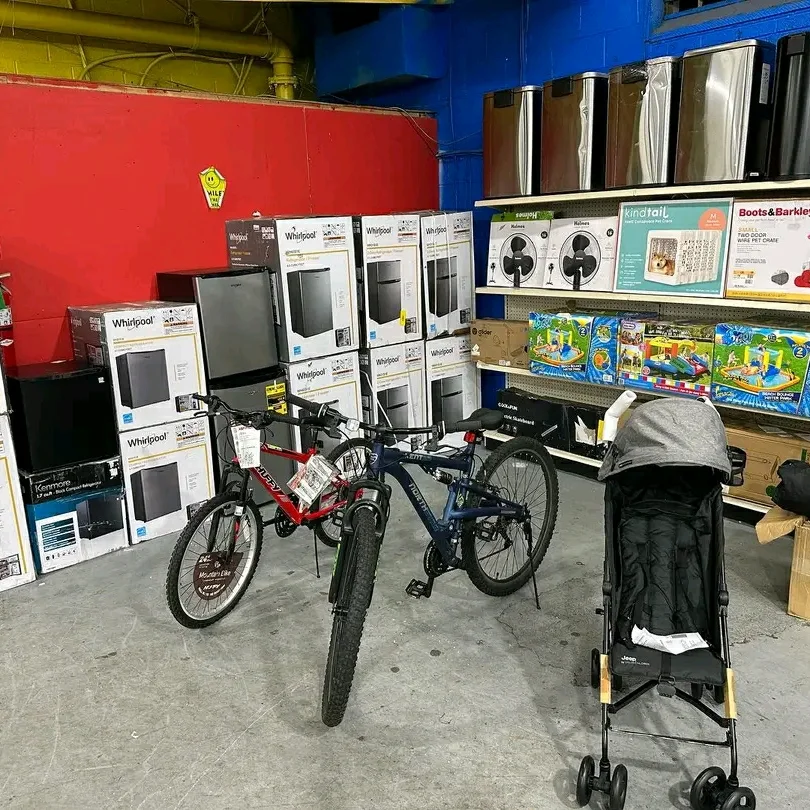 mixed pallets of items mixed pallets of items