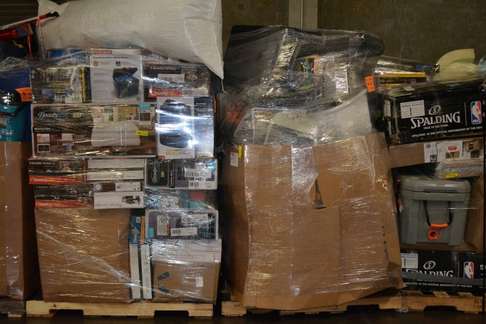 wm general merchandise (mostly hardgoods) loads wm general merchandise (mostly hardgoods) loads