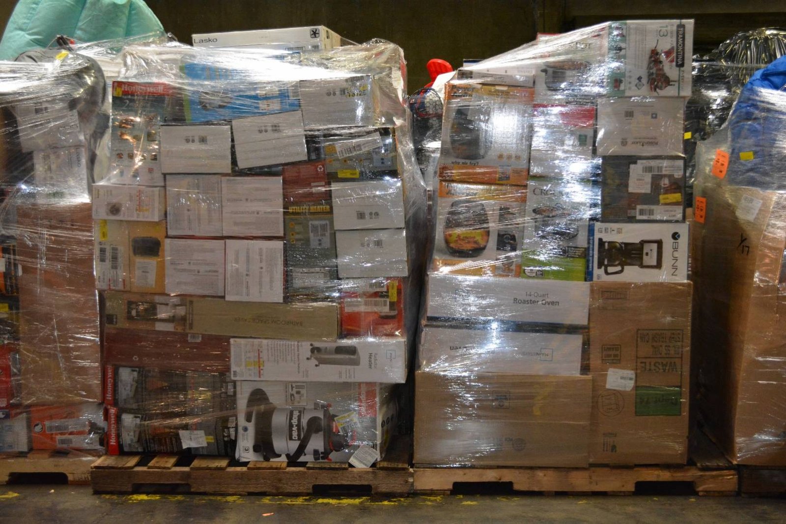 wm general merchandise (mostly hardgoods) loads wm general merchandise (mostly hardgoods) loads