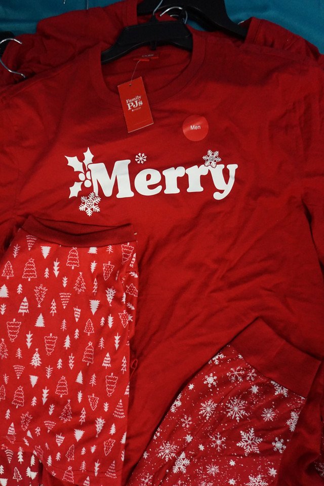 98pc+29pc total m*cys family pjs womens mens pets christmas pajamas holiday